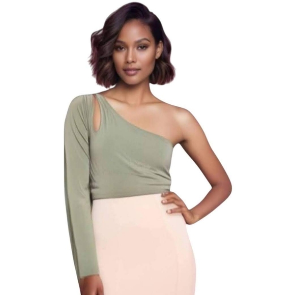 Abercrombie & Fitch Tops - NWT Abercrombie & Fitch Crop One Shoulder Top